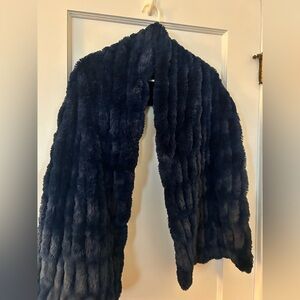 Faux Fur Blue Stole Wrap